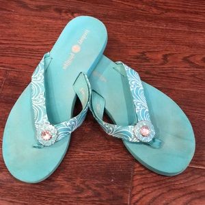 Lindsay Phillips flip flops